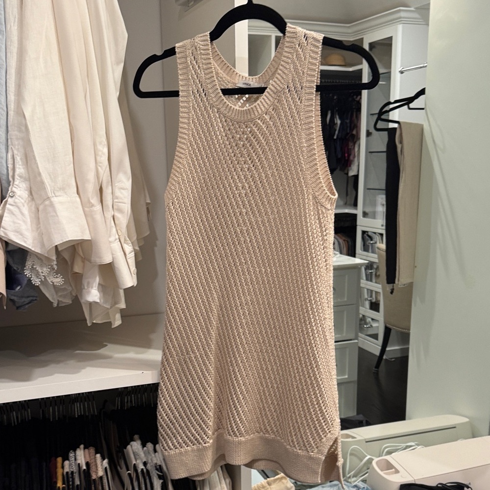 Vince cream knit tunic size xs